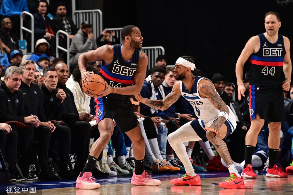 抢和中场的 抢和中场的